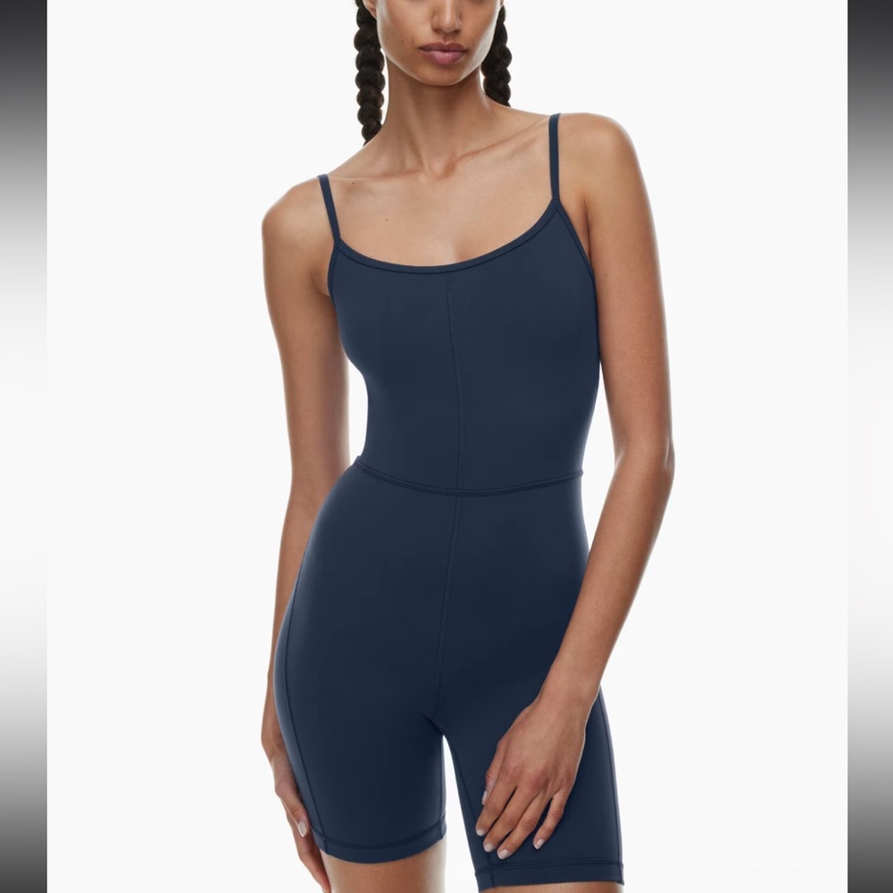 Aritzia TNA Athletic Romper in BLACK